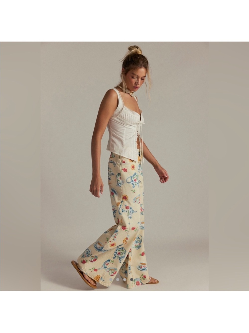 We The Free Eden Tea Party GORGEOUS  Cream Jeans Wide Slouchy Fit  Size 27 $298 - Picture 4 of 5